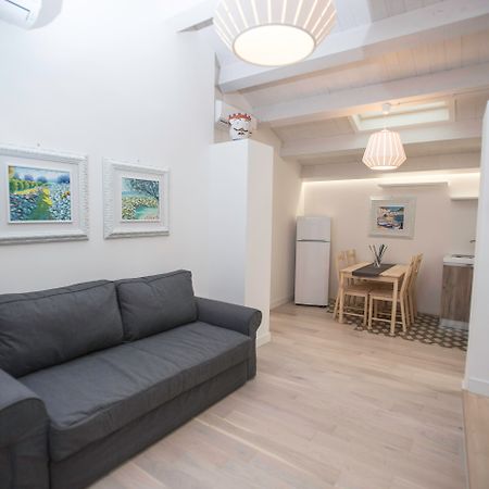 Residence Ventimiglia กานจิ ภายนอก รูปภาพ